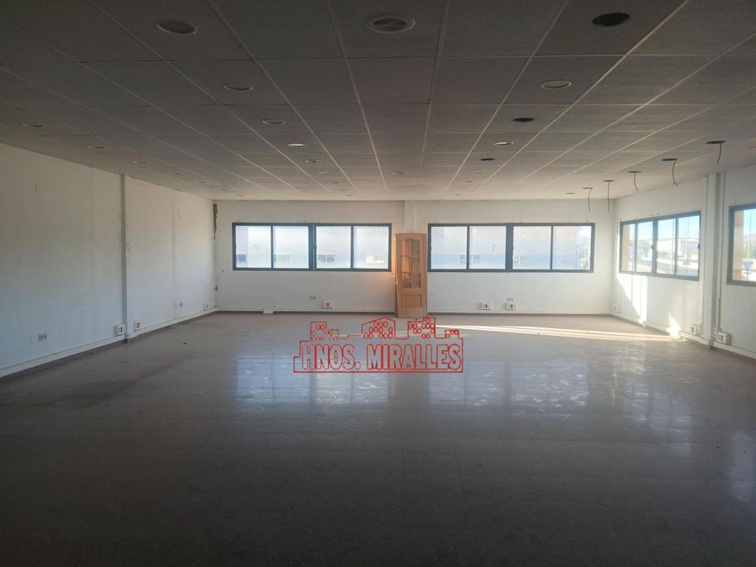 Недвижимость на продажу и в аренду в Испании photo 4