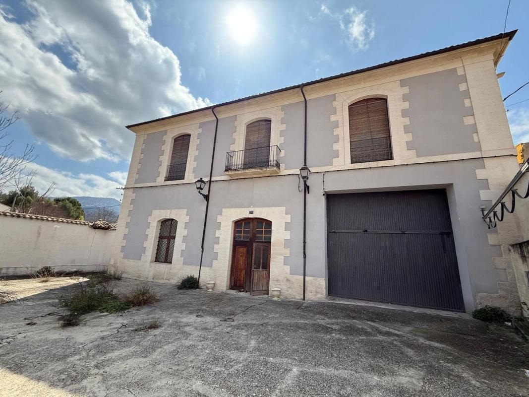 Properties for sale and rent in Spain photo 4