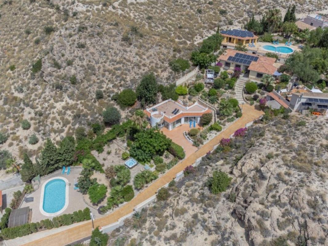 Properties for sale and rent in Spain photo 5