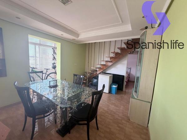 Chalet independiente en venta en Virgen del Remedio - Juan XXIII, Alicante / Alacant
 photo 1