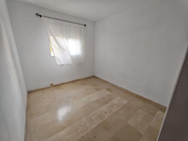 Venta de piso en Piso en Calle de Dénia, Playa de Poniente, Benidorm, Benidorm
thumbnail 2
