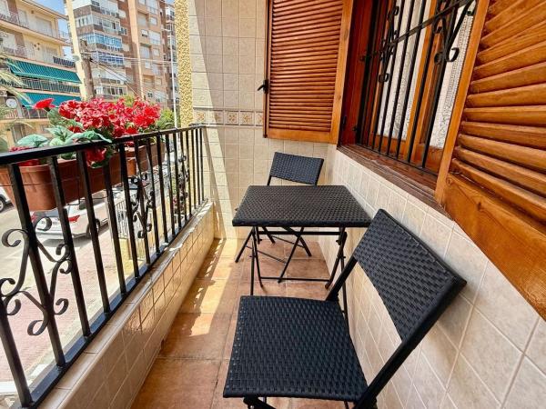 Sale of flat in Piso en Avenida de Francia, Los Europeos, Torrevieja, Torrevieja
thumbnail 2