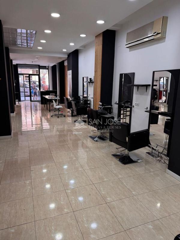Propiedades en venta y alquiler en España photo 2