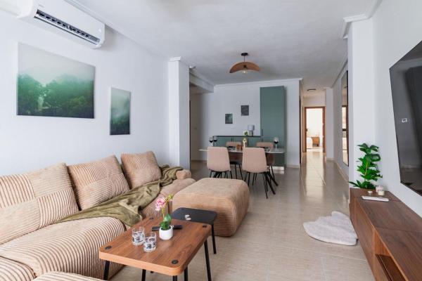 Квартира на продажу на Piso en Calle Almudena, 60, Avenida Habaneras - Curva de Palangre, Torrevieja, Торревьеха photo 1