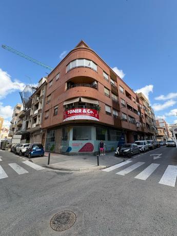 Sprzedaż mieszkania w centrum, Torrevieja
 photo 1