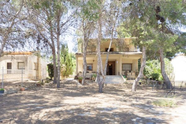 Independent chalet for sale in Casa o chalet independiente en Avenida de la Asuncion, Los Balcones - Los Altos del Edén, Torrevieja, Torrevieja
photo 1