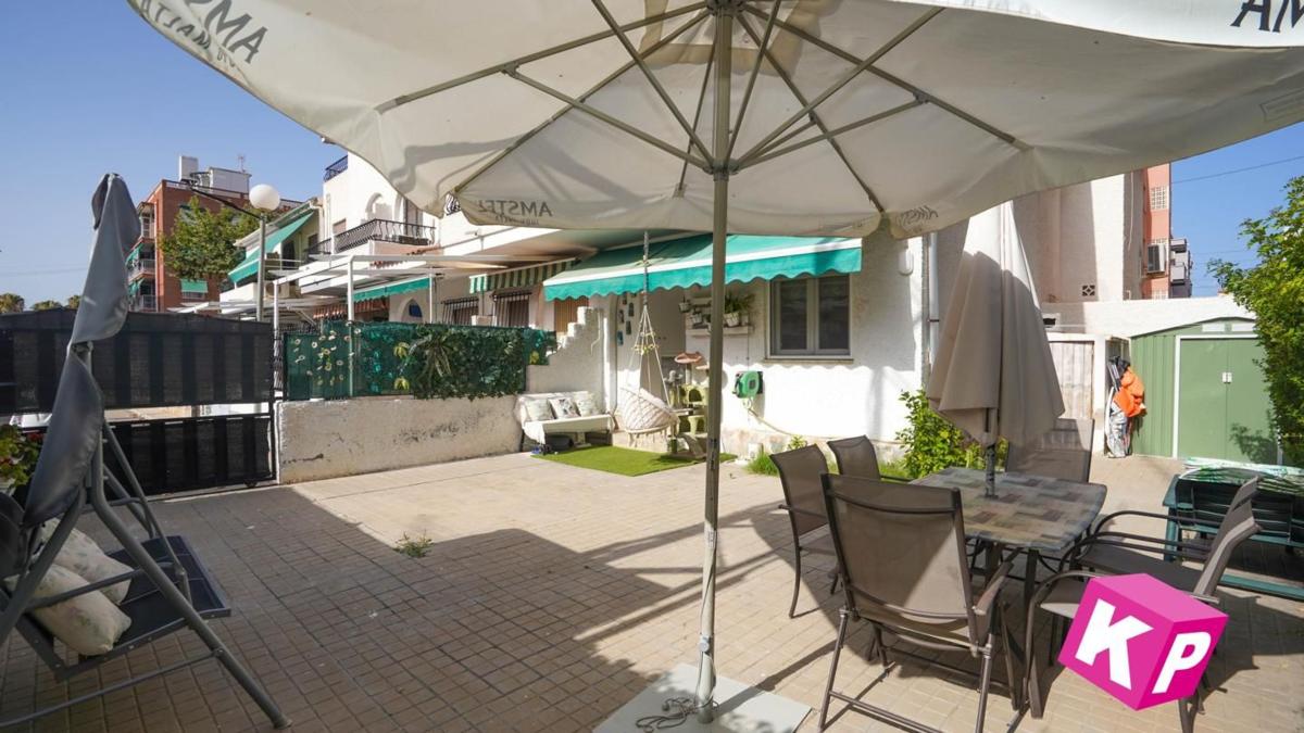 Sprzedaż niezależnego domku jednorodzinnego w  Casa o chalet independiente en Calle Villajoyosa, Gran Playa, Santa Pola, Santa Pola photo 3