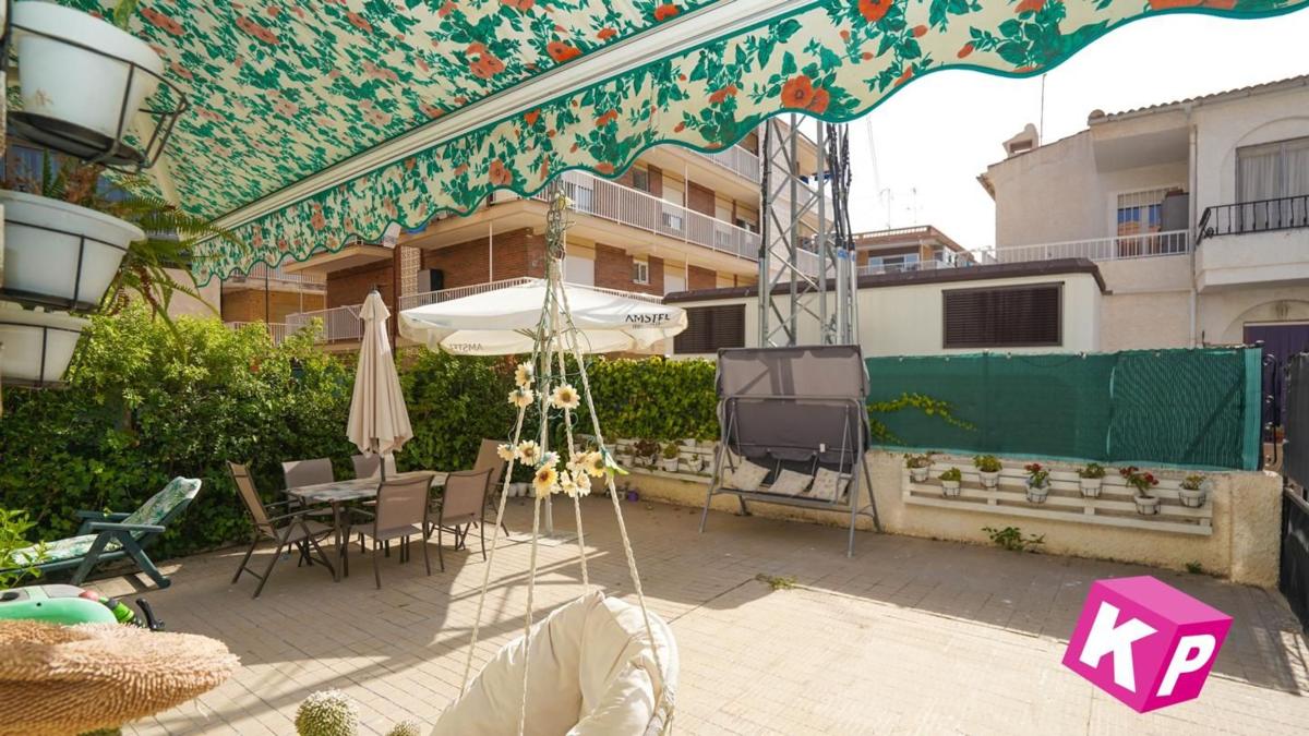 Sprzedaż niezależnego domku jednorodzinnego w  Casa o chalet independiente en Calle Villajoyosa, Gran Playa, Santa Pola, Santa Pola photo 5