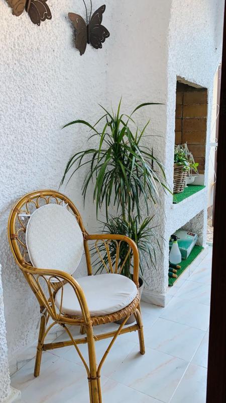 Продажа таунхауса в Chalet adosado en Avenida Paris, 7, Zona los Frutales, Torrevieja , Торревьеха photo 2