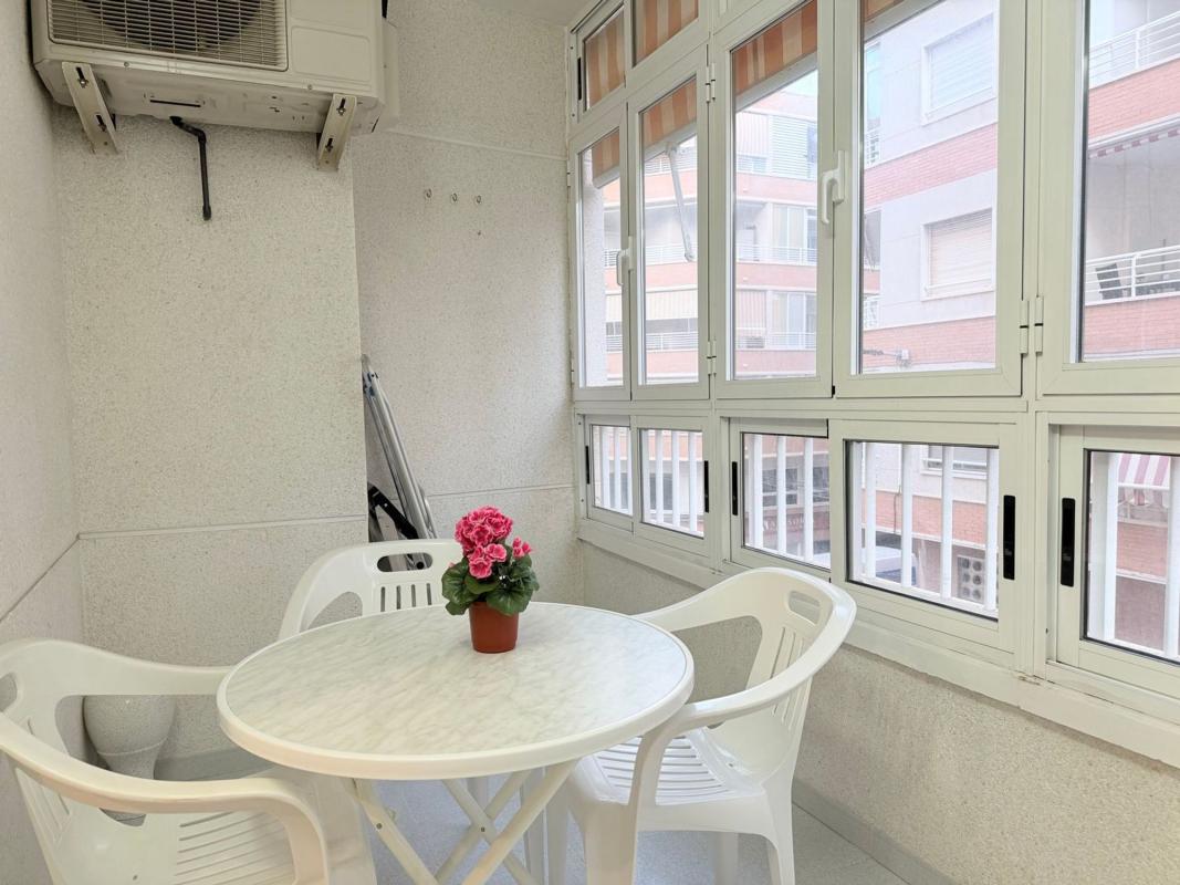 Sprzedaż mieszkania w Piso en Calle Fernando Pérez Ojeda, 3, Puerto, Santa Pola, Santa Pola
 photo 3