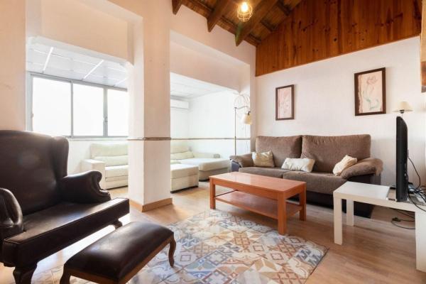Venta de piso en Benalúa-La Florida-Babel-San Gabriel, Alicante / Alacant
 photo 1