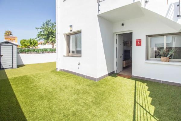 Chalet adosado en Calle Parque Antonio Gálvez, 10, Torre de la Horadada, Pilar de la Horadada photo 3