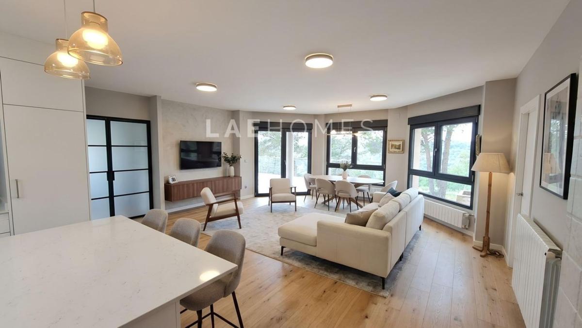 Sale of independent chalet in Casa o chalet independiente en Barri Batoi - Sargento - Baradello, Alcoy / Alcoi, Alcoy
 photo 5