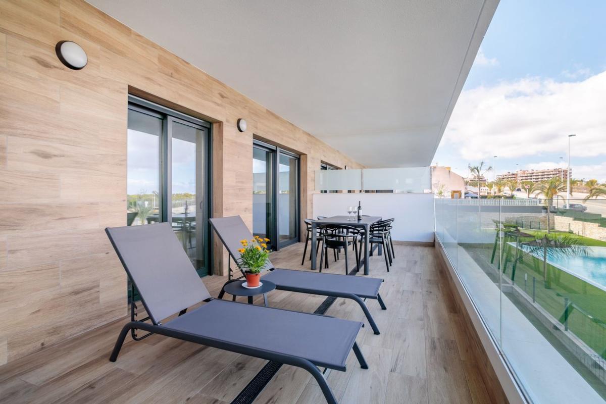 Sale of apartment in Arenales del Sol, Elche / Elx
photo 3