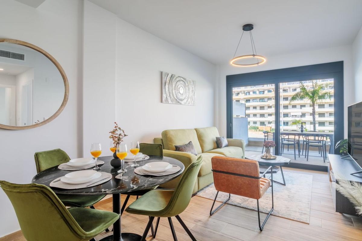 Sale of apartment in Arenales del Sol, Elche / Elx
photo 5