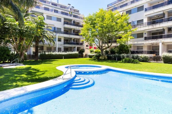 Piso en venta en Piso en Sardina, Les Bassetes-El Marjal, Denia, Denia photo 1