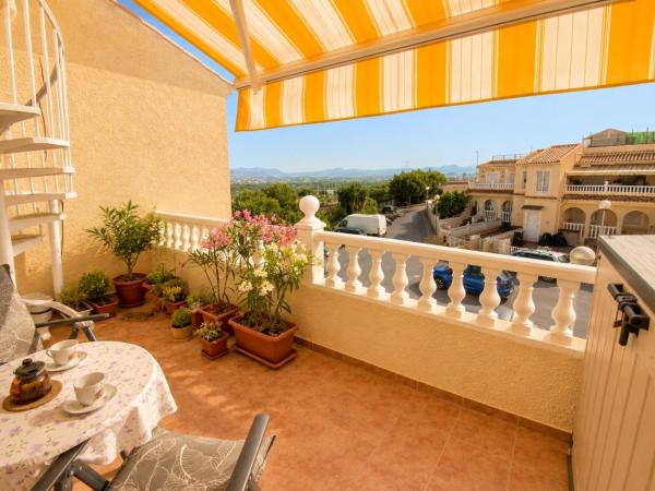 Sale of flat in Piso en Avenida D'Escandinàvia, 2, Monte y Mar, Gran Alacant, Gran Alacant
 photo 3