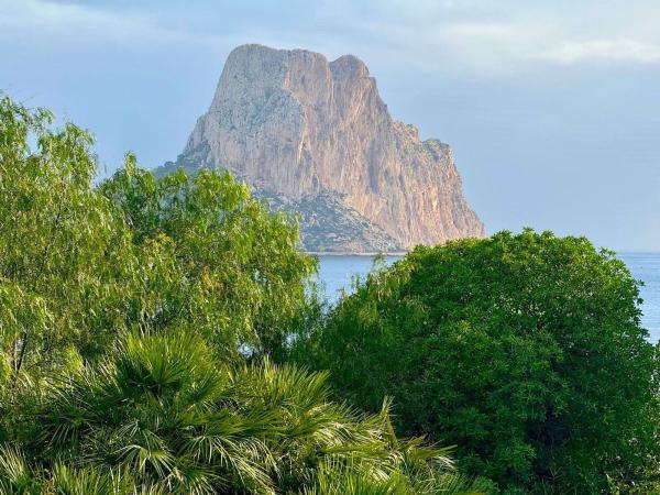 Частный шале на продаже в  Casa o chalet en Maryvilla, Calpe, Кальпе photo 4