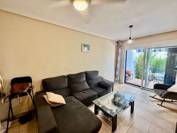 Apartment for sale in Piso en Calle Mar Rojo, La Veleta, Torrevieja, Torrevieja thumbnail 3