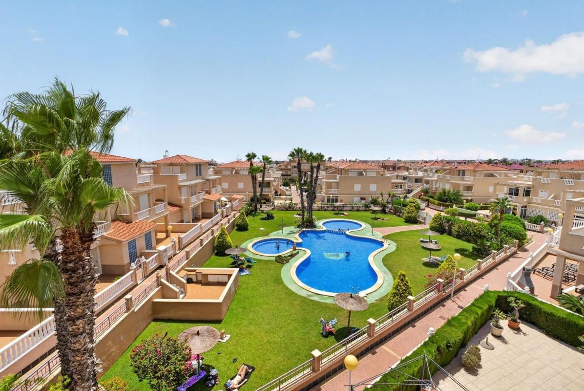 Venta de chalet adosado en Chalet adosado en Zeniamar, Orihuela , Orihuela photo 5