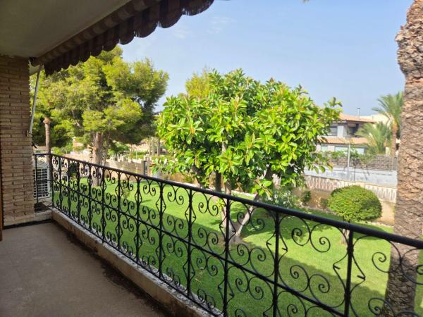 Продажа квартиры на Piso en Elisa Tomas Yusti, Cabo de las Huertas, Alicante / Alacant, Аликанте / Алакант
photo 1