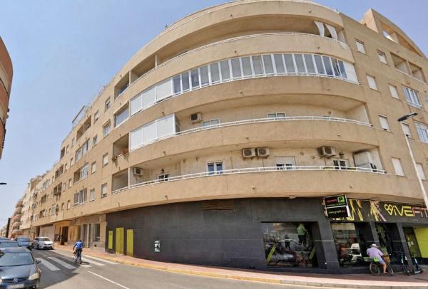 Sprzedaż mieszkania w centrum, Torrevieja
 photo 1