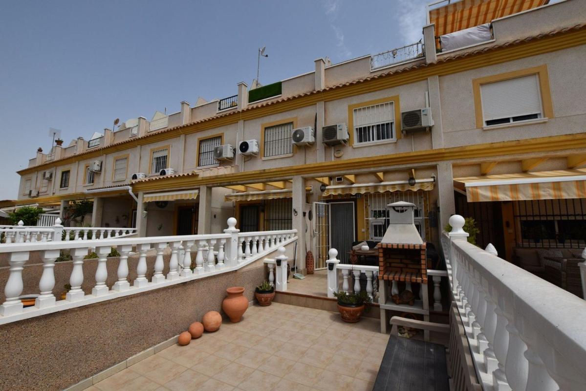 Продажа таунхауса в Chalet adosado en Algorfa , Алгорфа photo 5