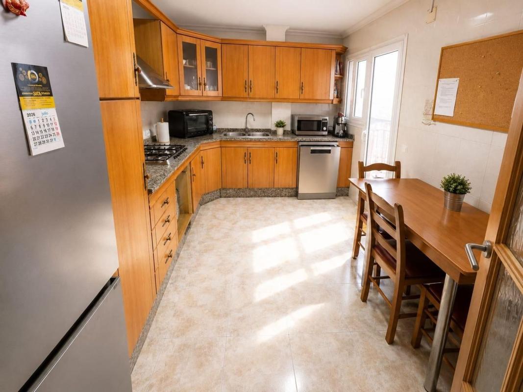 Продажа квартиры на Piso en Calle de San Carlos, Carolinas Bajas, Alicante / Alacant, Аликанте / Алакант
photo 2