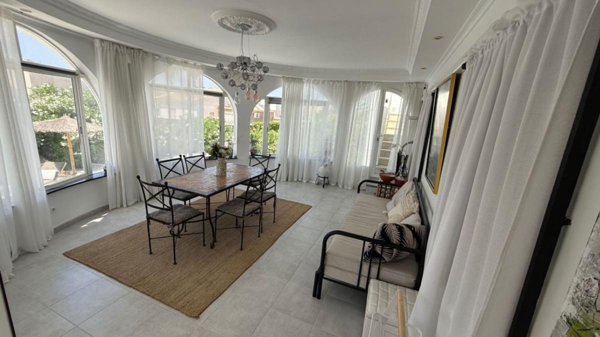 Venta de chalet independiente en La Siesta - El Salado - Torreta, Torrevieja
photo 3