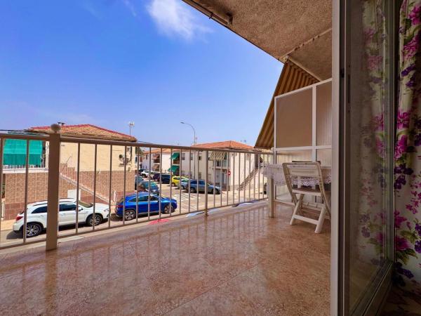 Sprzedaż mieszkania w Piso en Calle Elda, 59, Tamarit - Playa Lissa, Santa Pola, Santa Pola
thumbnail 2