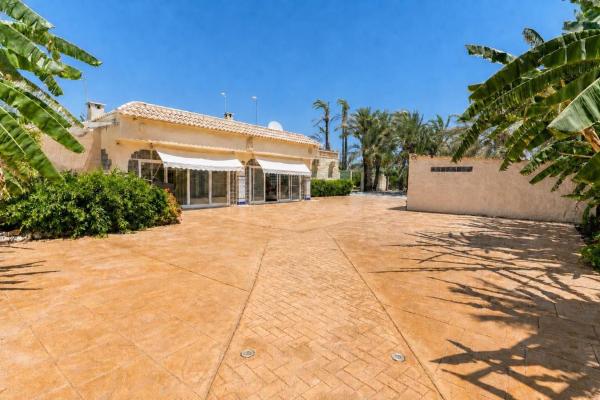 Casa o chalet independiente en Partida de La Hoya, La Marina, Elche / Elx photo 1