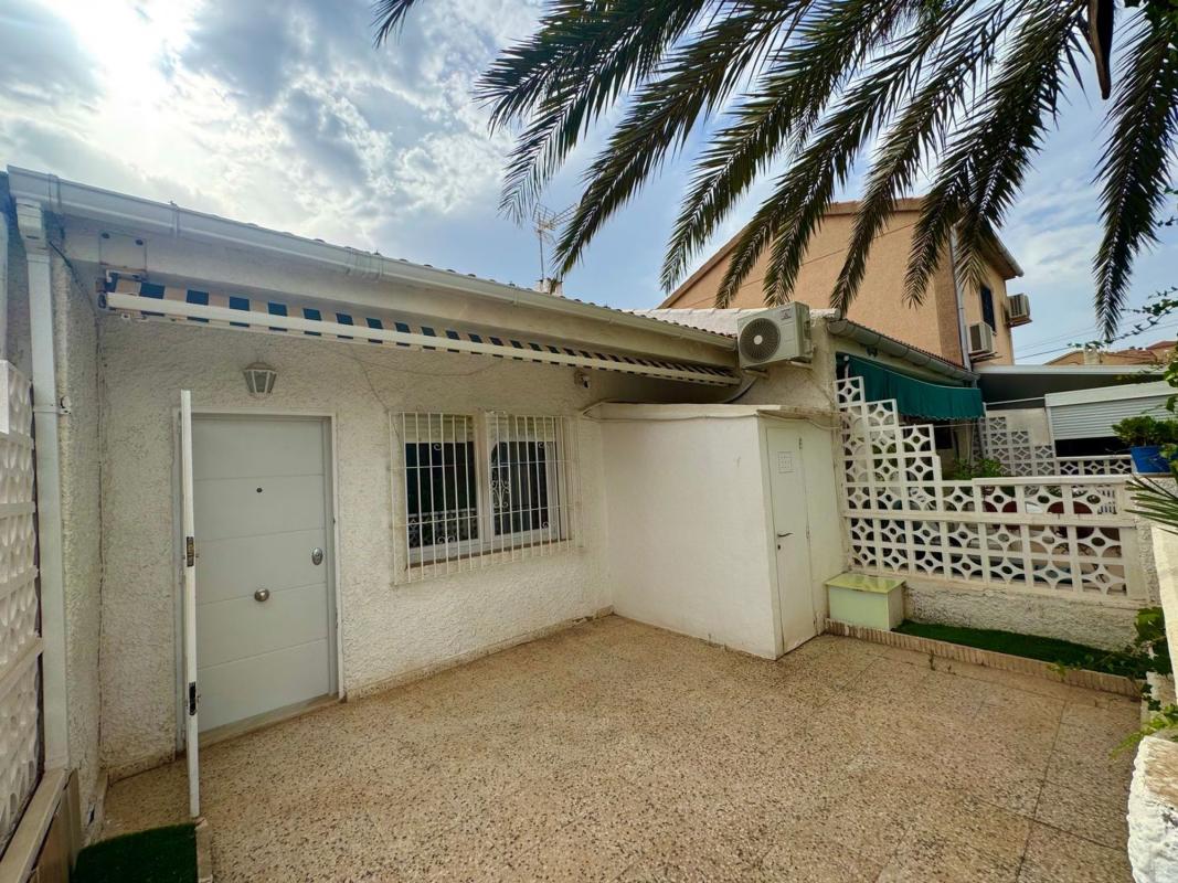 Venta de chalet independiente en Casa o chalet independiente en Urbanizaciones, Guardamar del Segura, Guardamar del Segura
 photo 5