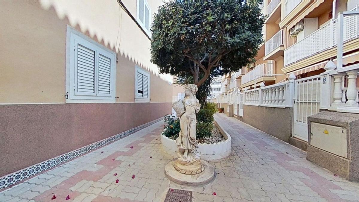 Sprzedaż mieszkania w Piso en Calle del Puerto Romano, 2, Gaspar Perrelló, Torrevieja, Torrevieja
photo 4