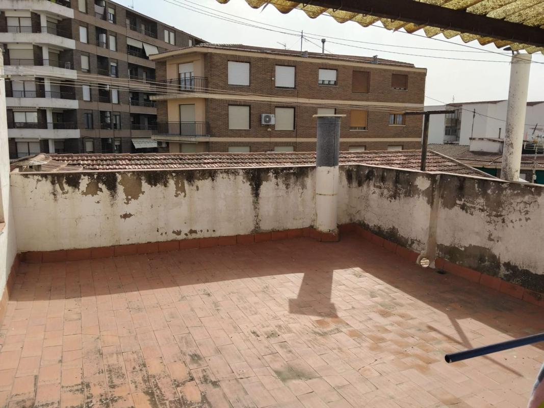 Продажа таунхауса в Chalet adosado en Travesía dels Quatre Camins, 10, Castalla , Касталья photo 3