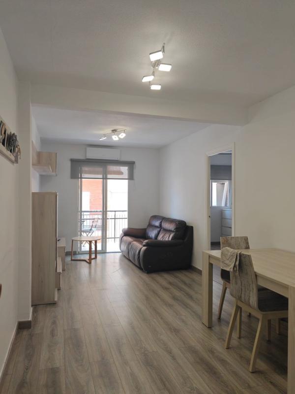 Продажа квартиры на Piso en Calle Rosalía de Castro, Los Ángeles, Alicante / Alacant, Аликанте / Алакант
 photo 5