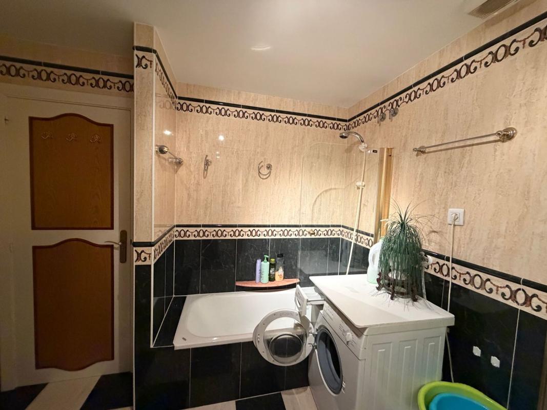 Venta de piso en Piso en Calle Cornellana, 1, Playa de Poniente, Benidorm, Benidorm
photo 2