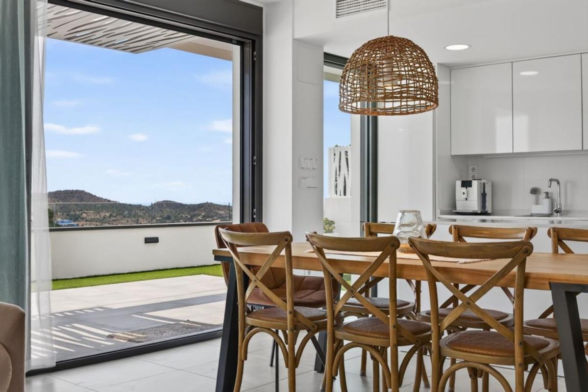 Продажа квартиры на Piso en Calle de Colombia, 7, Balcón de Finestrat-Terra Marina, Finestrat, Финестрат
 photo 4