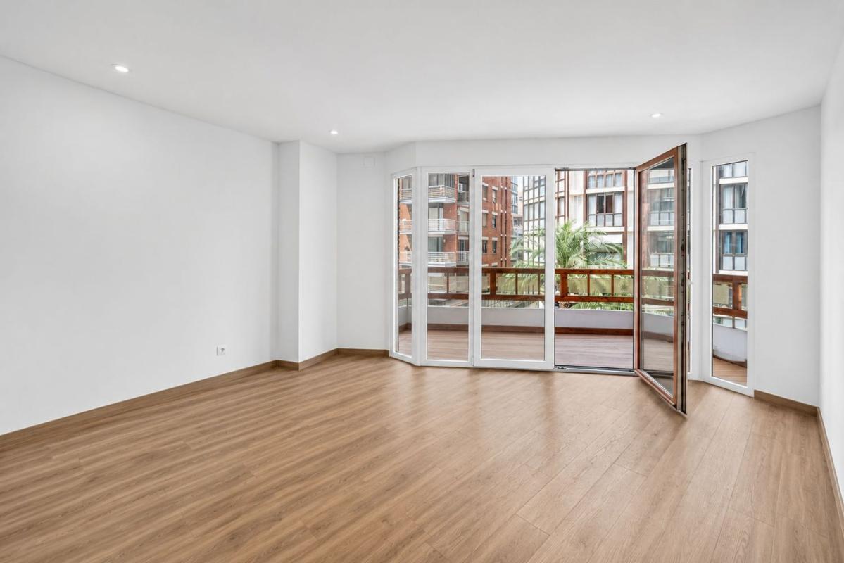 Продажа квартиры на Piso en Rambla de Méndez Núñez s/n, Centro Tradicional, Alicante / Alacant, Аликанте / Алакант
photo 4