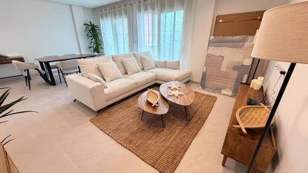 Venta de piso en Piso en Calle Lina Baño, 2, Centro, Santa Pola, Santa Pola
thumbnail 1