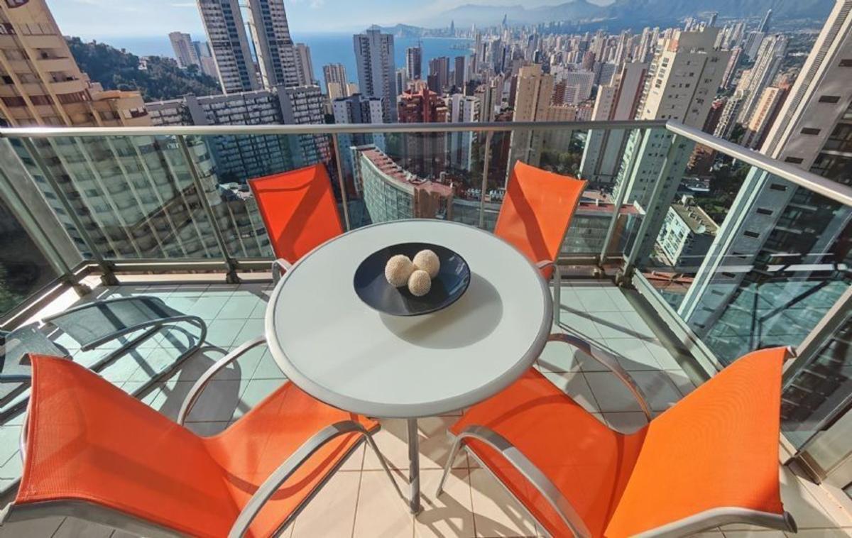 Venta de piso en Piso en Zona Sierra Helada, Benidorm, Benidorm
 photo 2