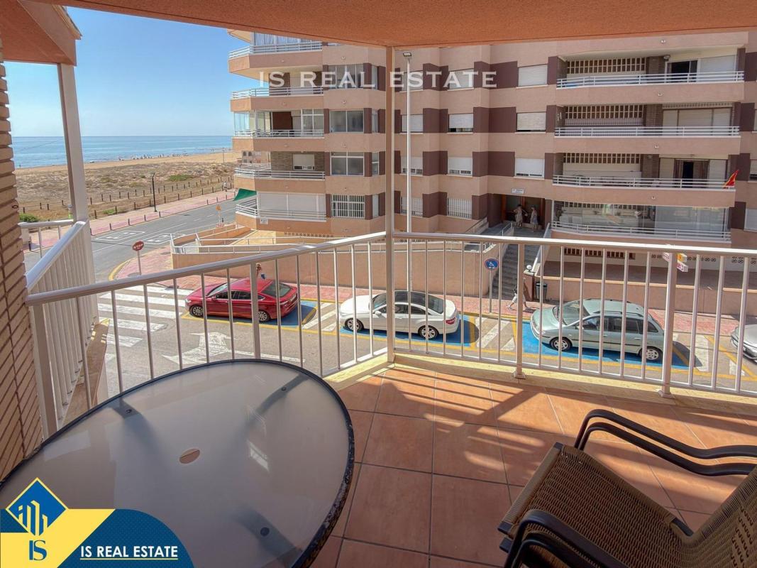 Sale of apartment in Piso en Gaspar Perrelló, Torrevieja, Torrevieja
photo 4