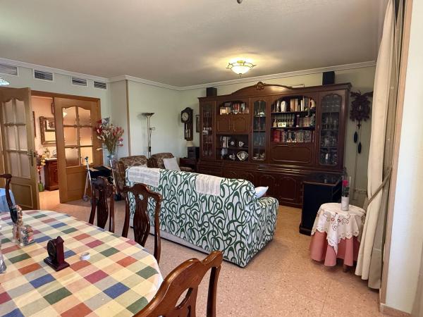 Venta de piso en Piso en Plaza d'Amèrica, 3, Campoamor, Alicante / Alacant, Alicante / Alacant
photo 1