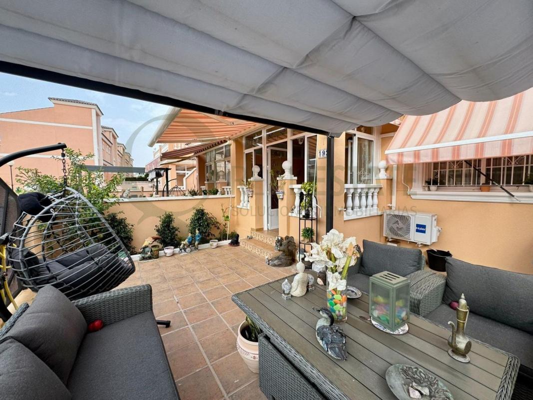 Venta de chalet independiente en Puerto Marino, Gran Alacant
photo 3