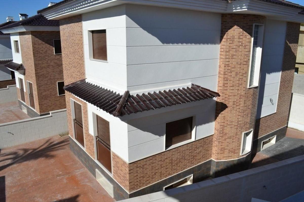 Sale of independent chalet in Casa o chalet independiente en Petrer, Petrer
 photo 5
