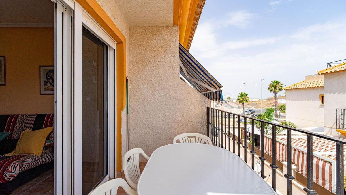 Sale of independent chalet in New Torrevieja - Aguas Nuevas, Torrevieja
photo 5