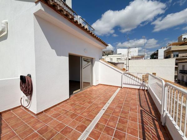 Sprzedaż mieszkania w Piso en Avenida Masnou, 10, Calpe Pueblo, Calpe, Kalpe
 photo 2