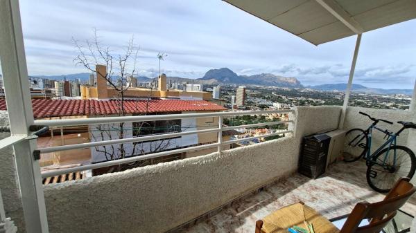 Terraced house for sale at Chalet adosado en Zona Sierra Helada, Benidorm , Benidorm thumbnail 2