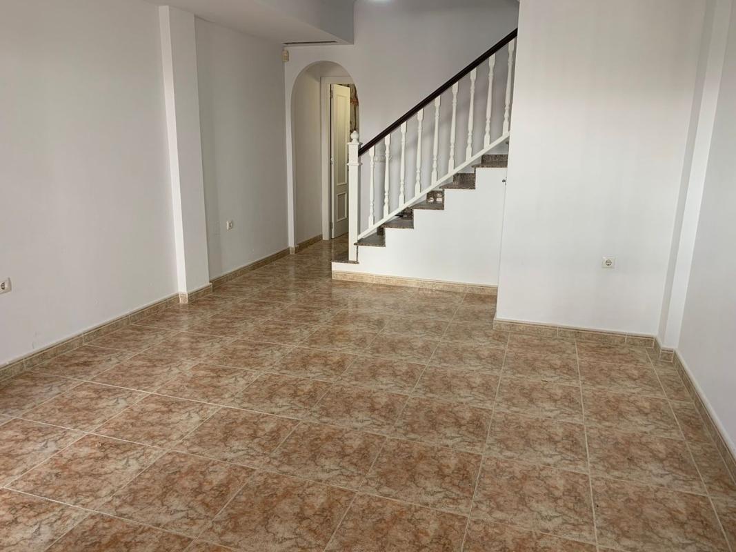 Venta de chalet adosado en Chalet adosado en Villamartín, Orihuela , Orihuela photo 5