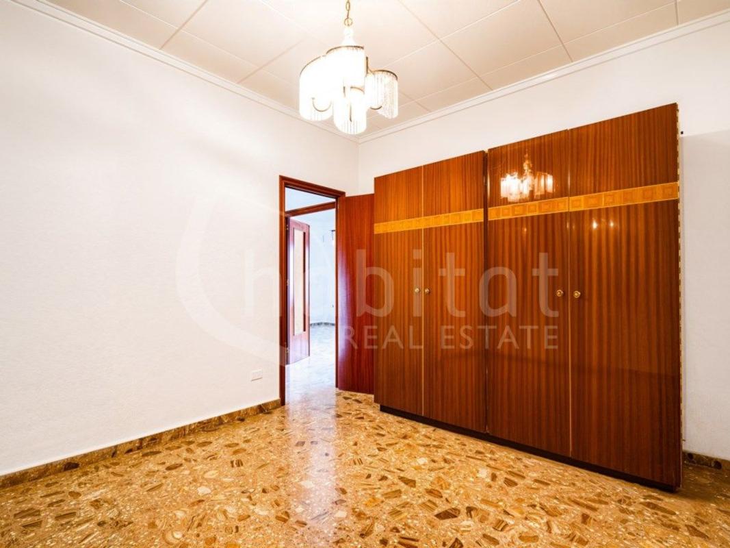 Недвижимость на продажу и в аренду в Испании photo 4