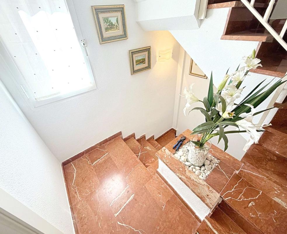 Venta de chalet adosado en  Chalet adosado en Playa de Fossa-Levante, Calpe , Calpe photo 5